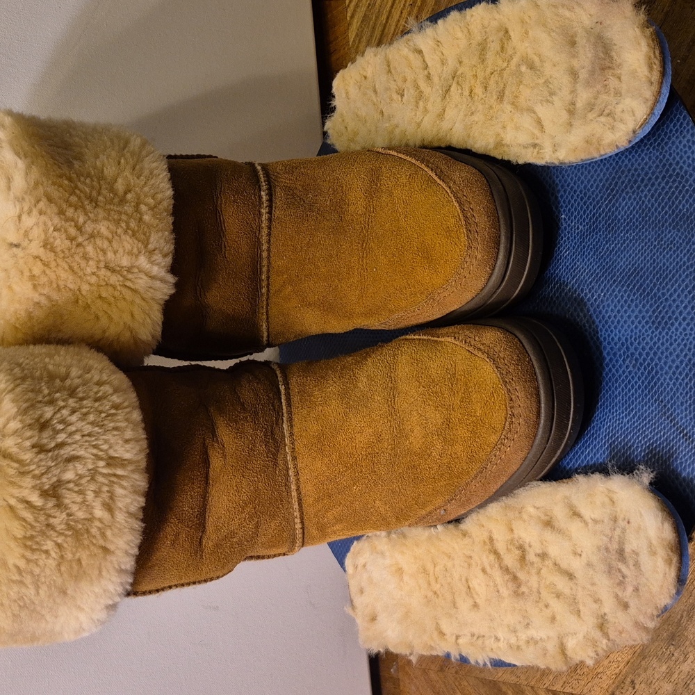 UGG Ultra Tall Boots sz.W8 Brown Pull On Suede Sheepskin Wool Mid Calf (#1561)EC